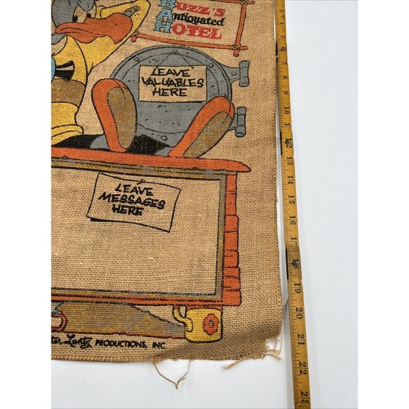 ‘73 WALTER LANTZ COMIC CHARACTER BUZZ BUZZARD BURLAP BULLETIN BOARD 22" X 17” - Picture 6 of 10
